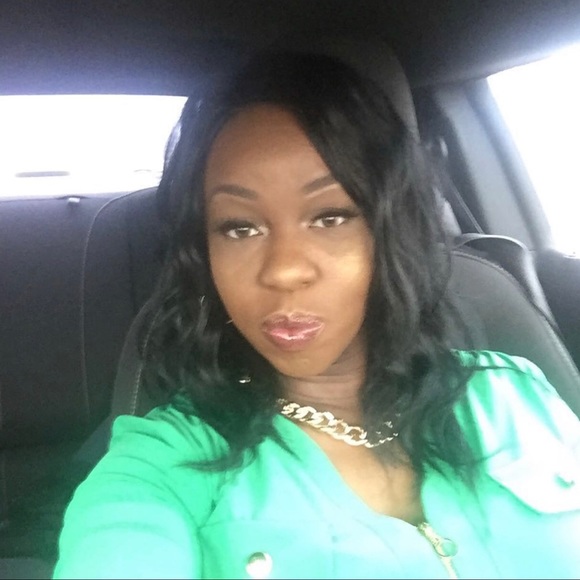 Meet your Posher, Mae - Picture 5 of 6